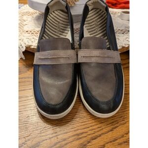Taos Leather Slip On Loafers Comfort Casual Shoes US 7 Curves‎ & Pods